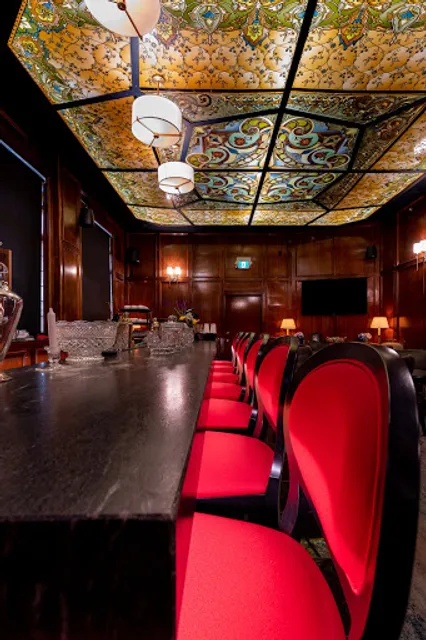 Crown Club Lobby Lounge