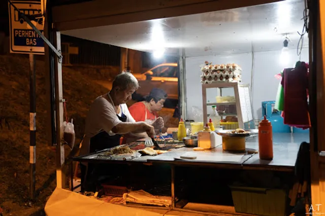 Hillside Uncle Burger