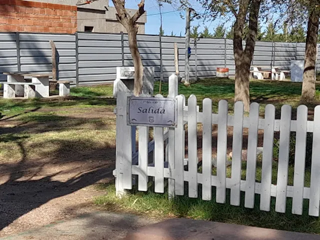 Camping Almaceneros minorista. restaurante parrilla