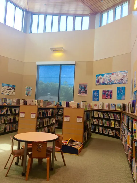 Groesbeck Branch Library