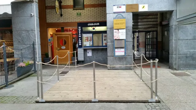 Korean Restaurant Yum Yum