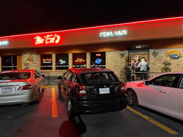 Mr. Ed's Seafood & Italian Restaurant, LIVE OAK