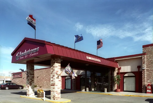 Gladstone Inn & Suites