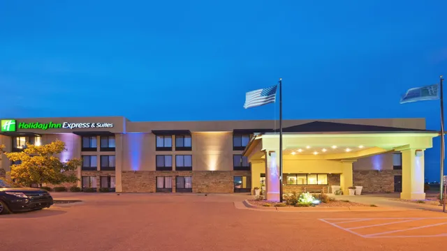 Holiday Inn Express & Suites Colby by IHG