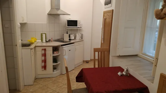 Authentic Akacfa Apartment