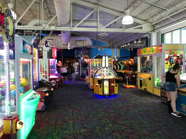 Hollywood Connection Family Fun Center