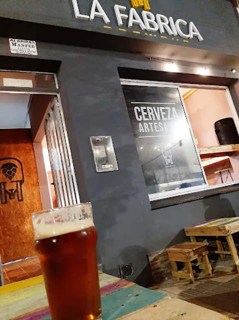 La Fabrica Brewpub