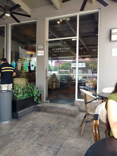Starbucks Juárez