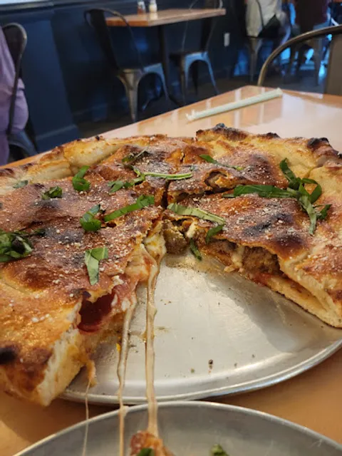 Sidewall Pizza Company