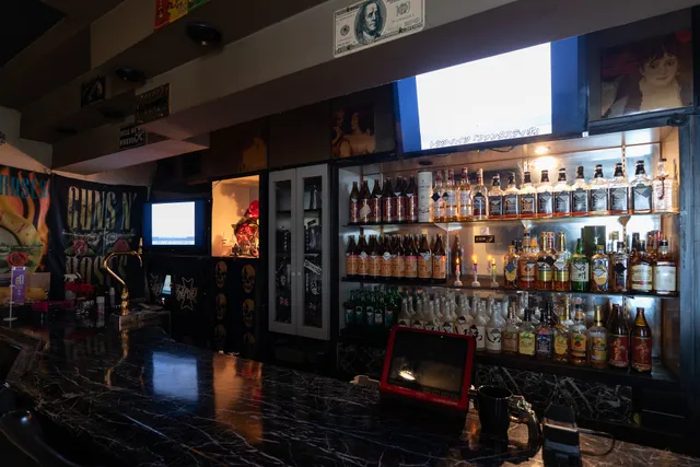 PUB F【岡崎/岡崎駅/バー/飲み放題】