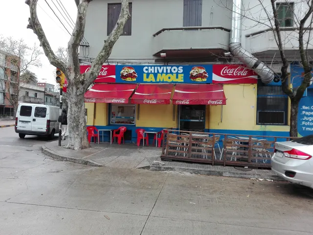 Chivitos La Mole
