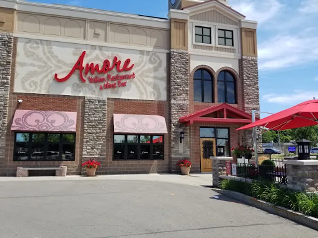 Amore Italian Restaurant & Lounge