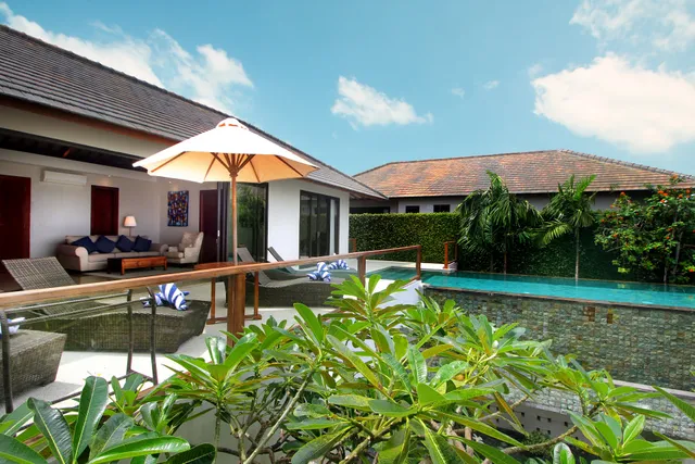 Trisha Cliff Villa by Parigata