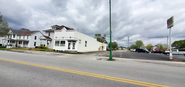 Schneider Party Shop & Grocery