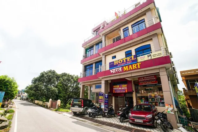 OYO Bharat Mart Hotel Guest Inn