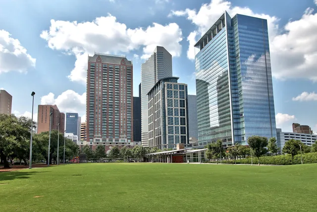 Holiday Inn Express & Suites Houston-Dwtn Conv Ctr by IHG