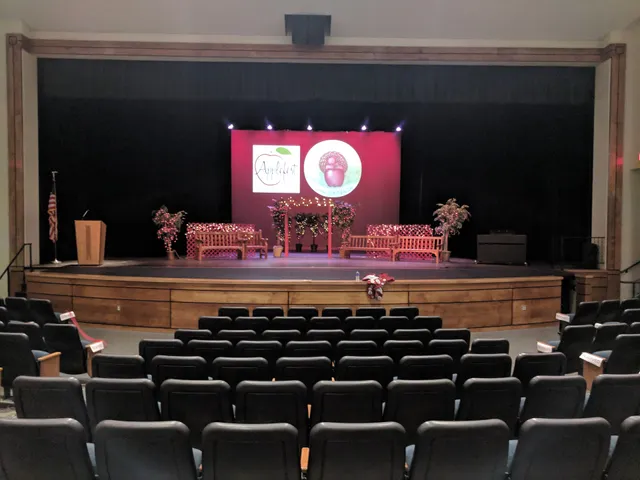 La Crescent High School Fine Arts Center