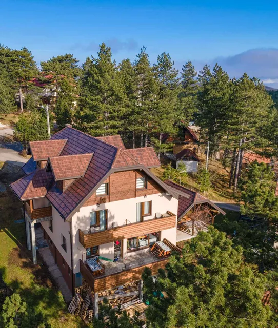 Apartmani Tarski vuk