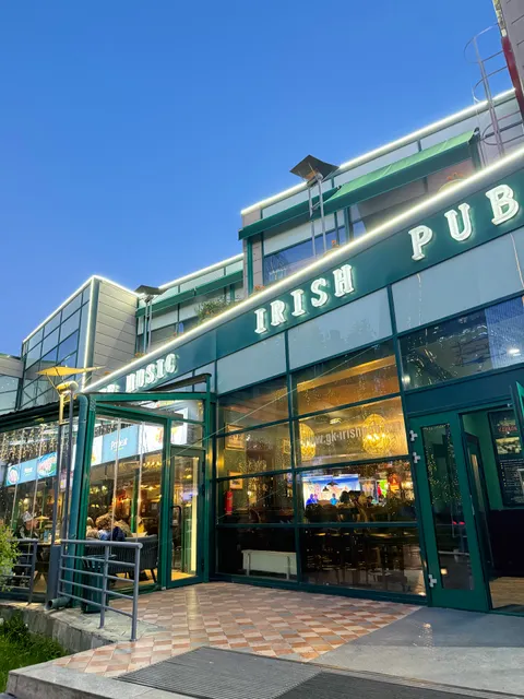 Grand Khaan Irish Pub