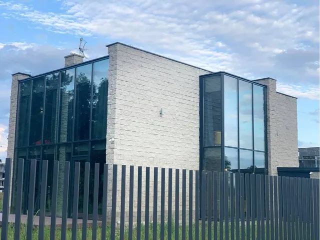 CTZ Jacuzzi Apartments