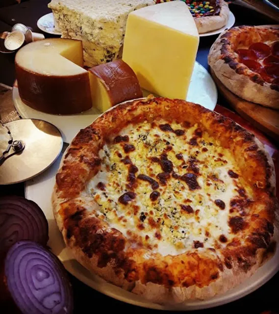 Pizzaria Vesúvio Carioca Méier - Rodízio de Pizza e A La Carte Todos os Dias