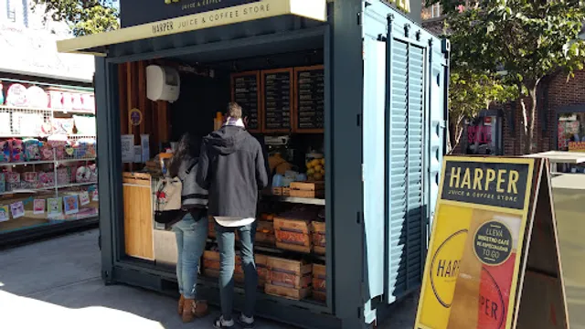 Harper Juice & Coffee Store