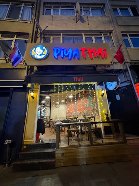 Piya Thai