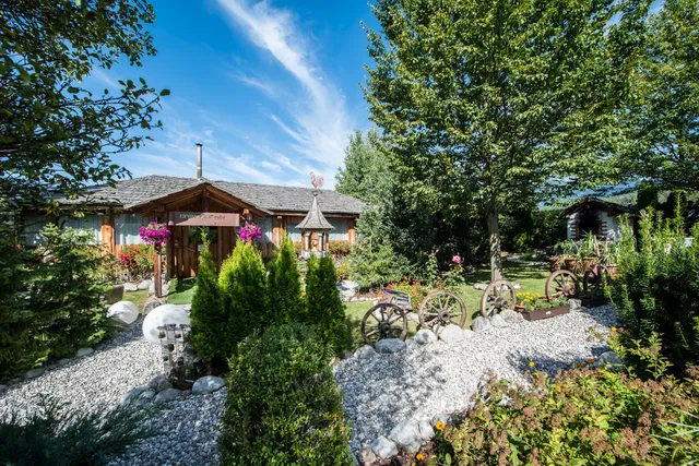 Cron4 Piscina & Sauna