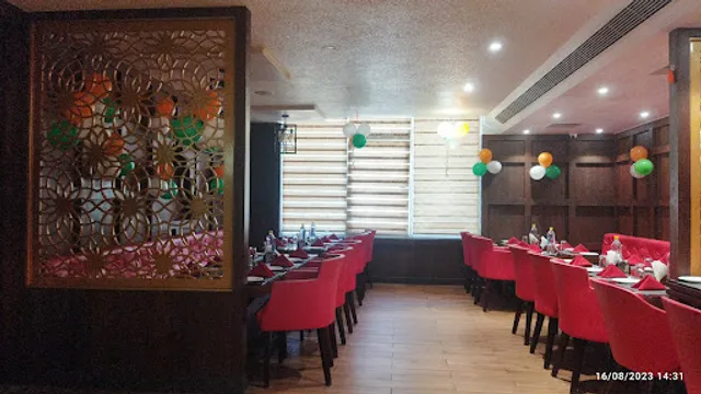 Moti Mahal Delux Tandoori Trail