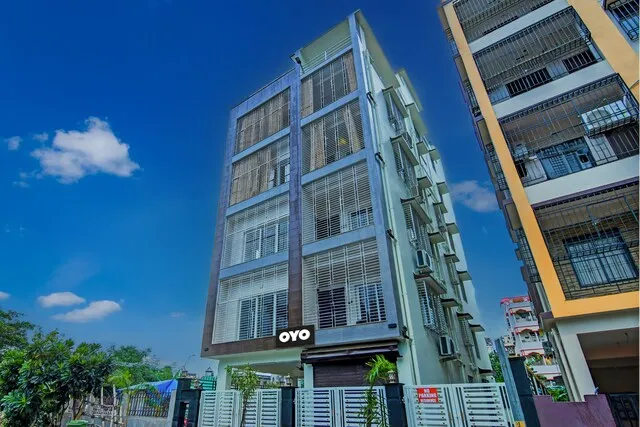 OYO Flagship Residence Inn