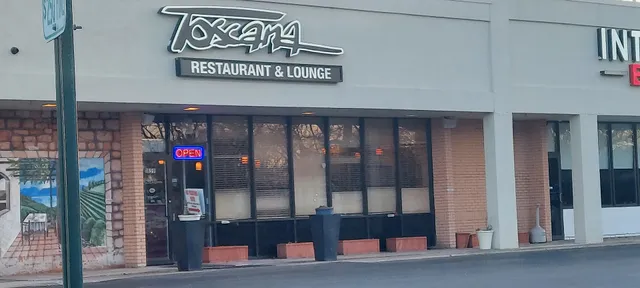 Central Plaza Shopping Center