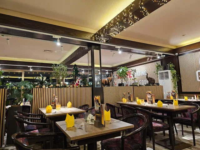 YAN NOO RAMEN Noodles & More - Restaurant