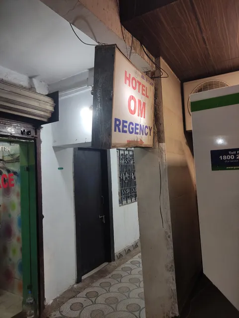 Hotel Om Regency
