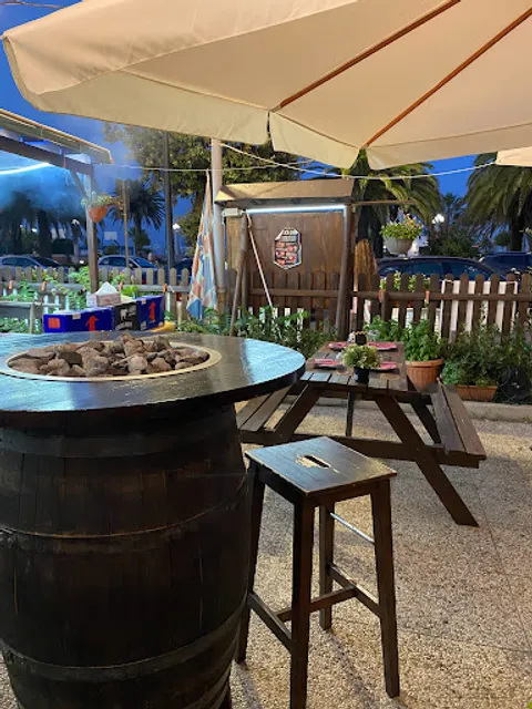 London Pub El Chickita