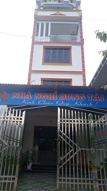 Nhà nghỉ Dung Tài