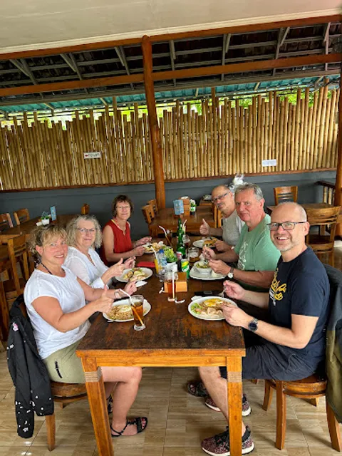 Kelingking Bar and Restaurant