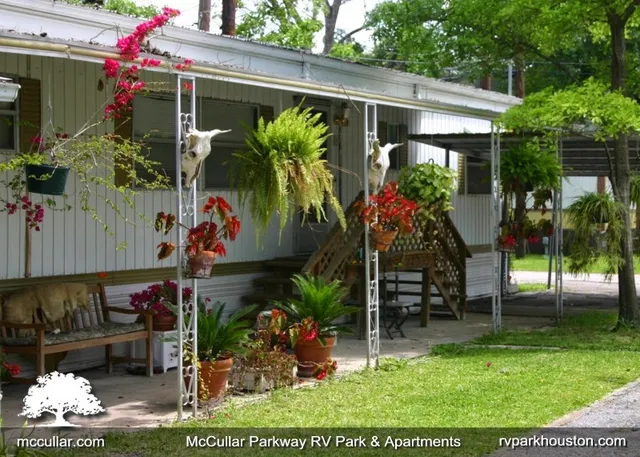 McCullar Parkway RV Park