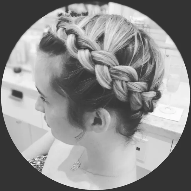 Pretty Green Salon and Spa by Jamie Marie