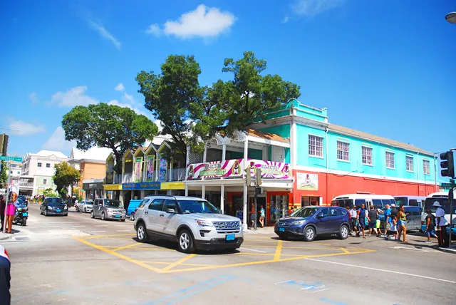Banana Bay Nassau's Port Shop