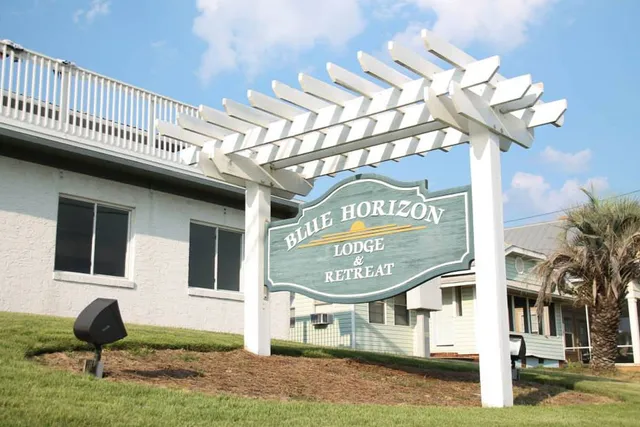 Blue Horizon Lodge & Retreat