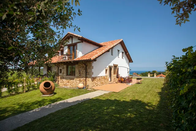 Alojamientos Turistico El Castro