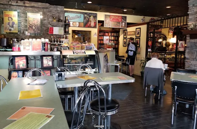 Pulp Fiction Coffee House/Robbie Rare Books