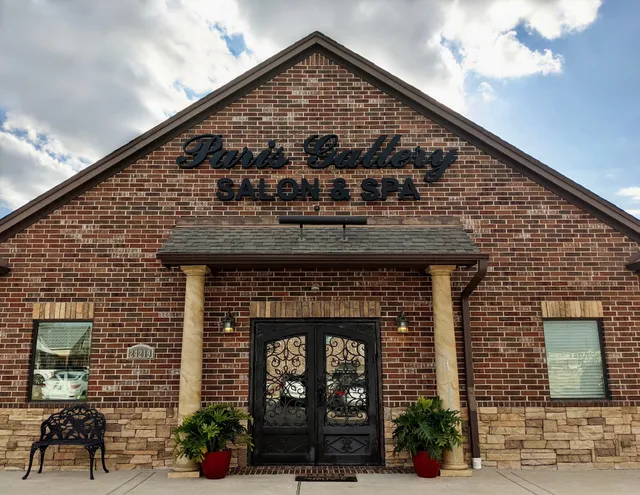 Pari's Gallery Hair Salon & Spa