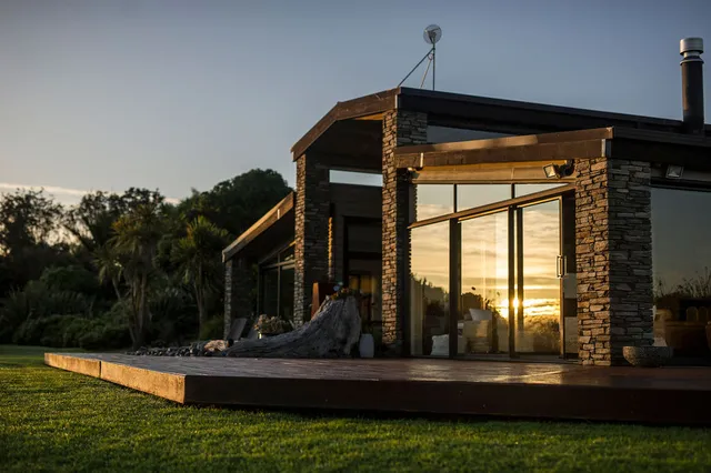 Bluewater Sanctuary Affordable Luxury Accommodation & Venue