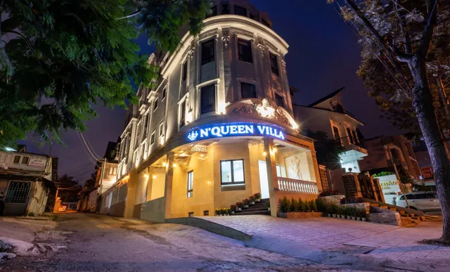 N Queen Apartment Hotel
