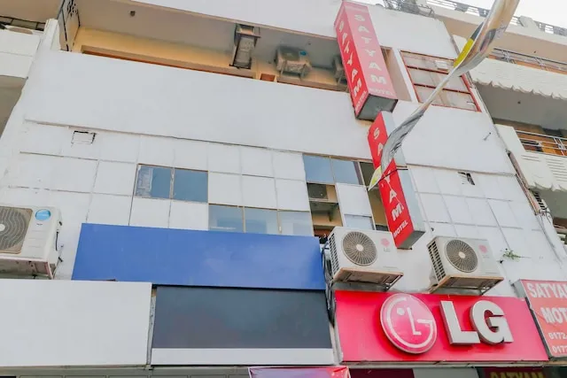 Hotel O Sameer Residency