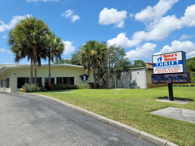 Nana's House Thrift Cottage