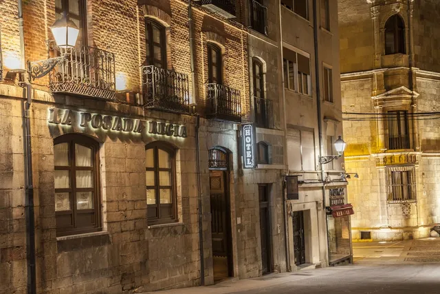 Hotel La Posada Regia