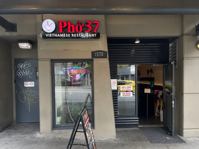 Pho 37