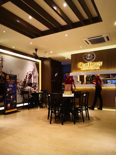 OLDTOWN White Coffee @ Melaka Cheng